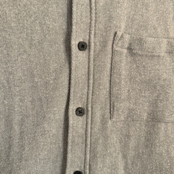 Zara Men’s Gray 100% Cotton Herringbone Shacket Sweater Button Down Size Medium - Picture 6 of 14